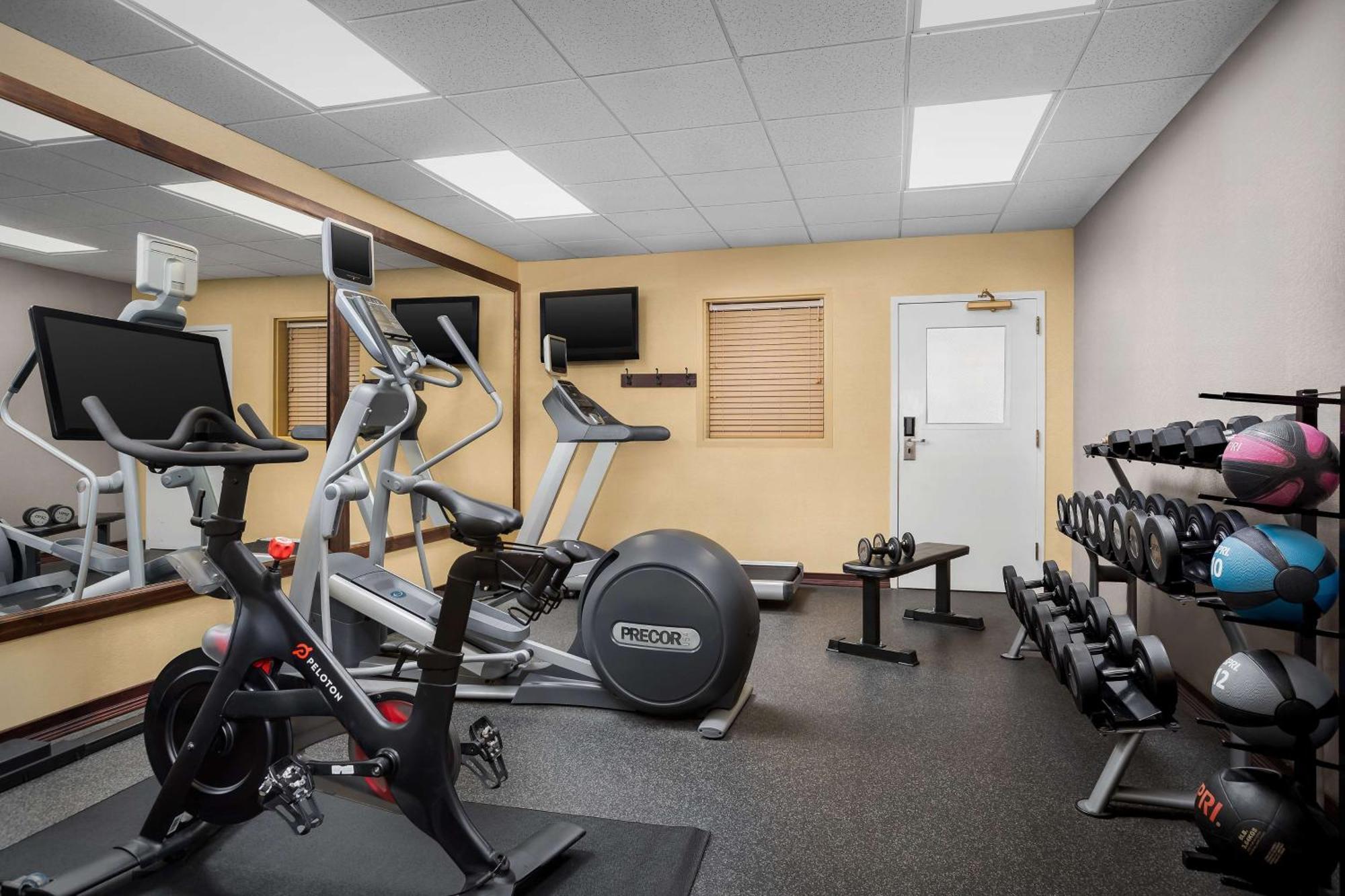 Homewood Suites By Hilton Cleveland-Solon Ngoại thất bức ảnh